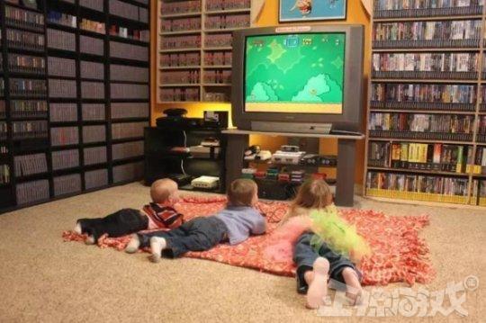 真正的土豪玩家!收藏超2万款游戏创世界纪录,花2天才清点完毕