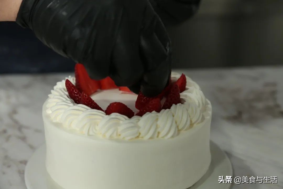 韩国草莓蛋糕,简易草莓蛋糕零基础