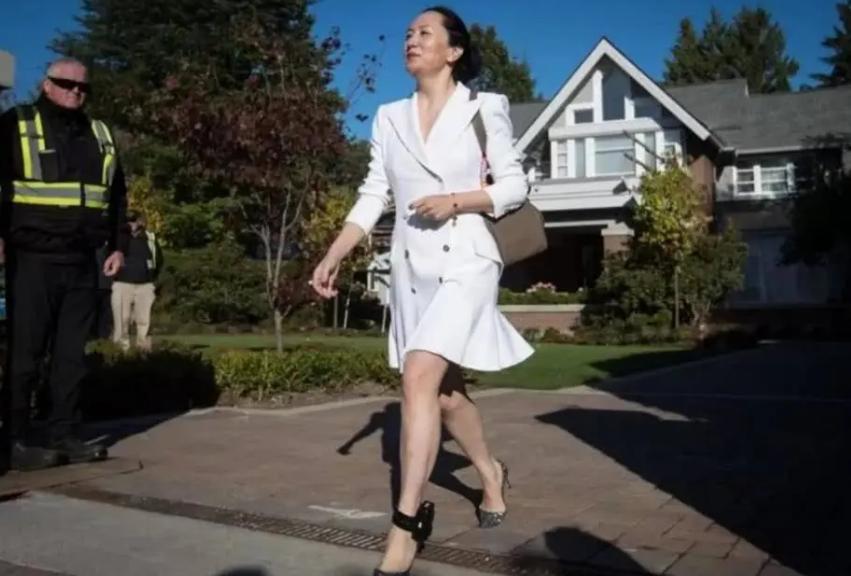 孟晚舟在加拿大的住宅视频,孟晚舟加拿大别墅卫星视角