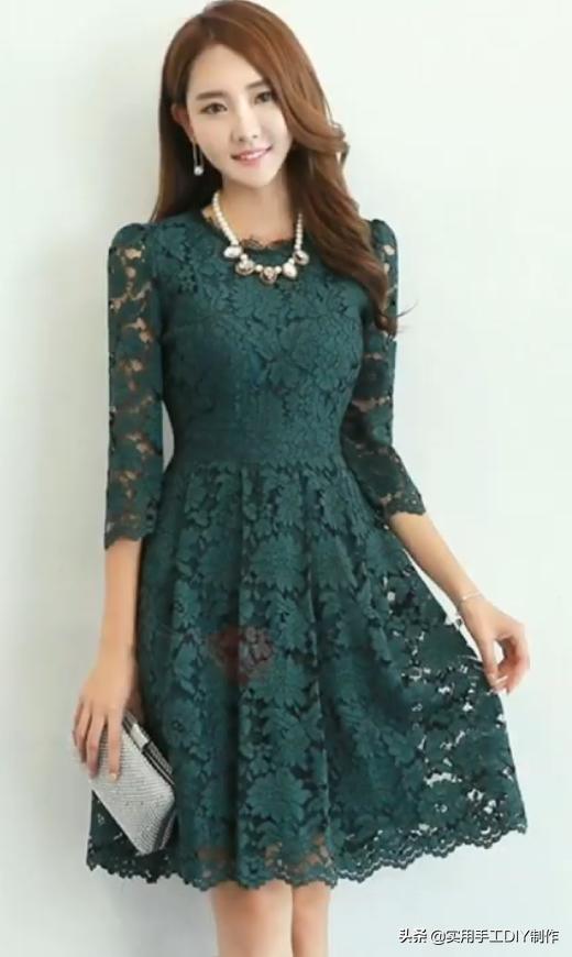 蕾丝绣花连衣裙精致美丽又优雅,设计小众蕾丝连衣裙