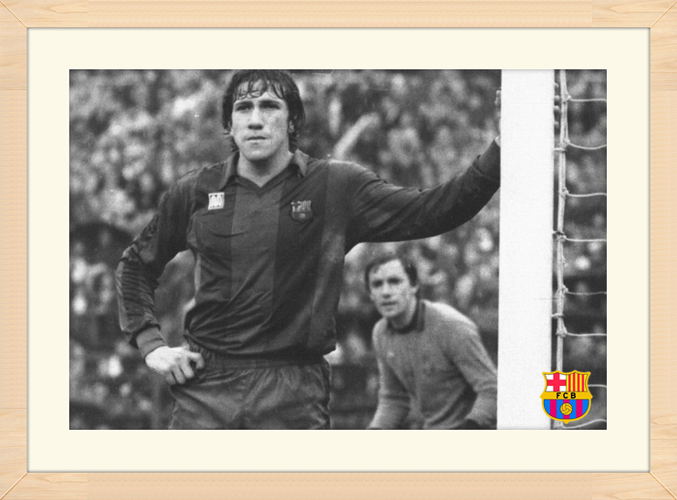 足坛名帅年轻时照片,2021足坛老球员的照片