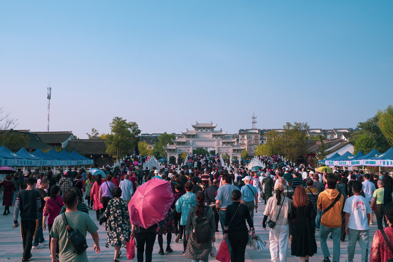 不仅仅是皮革，海清潮静——海宁