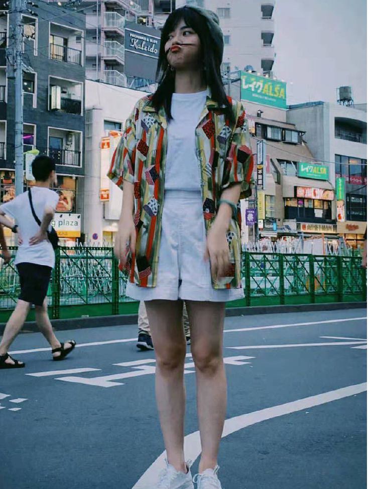夏日短袖衬衫也太有青春少年感了,夏季穿短袖衬衫是不是落伍了
