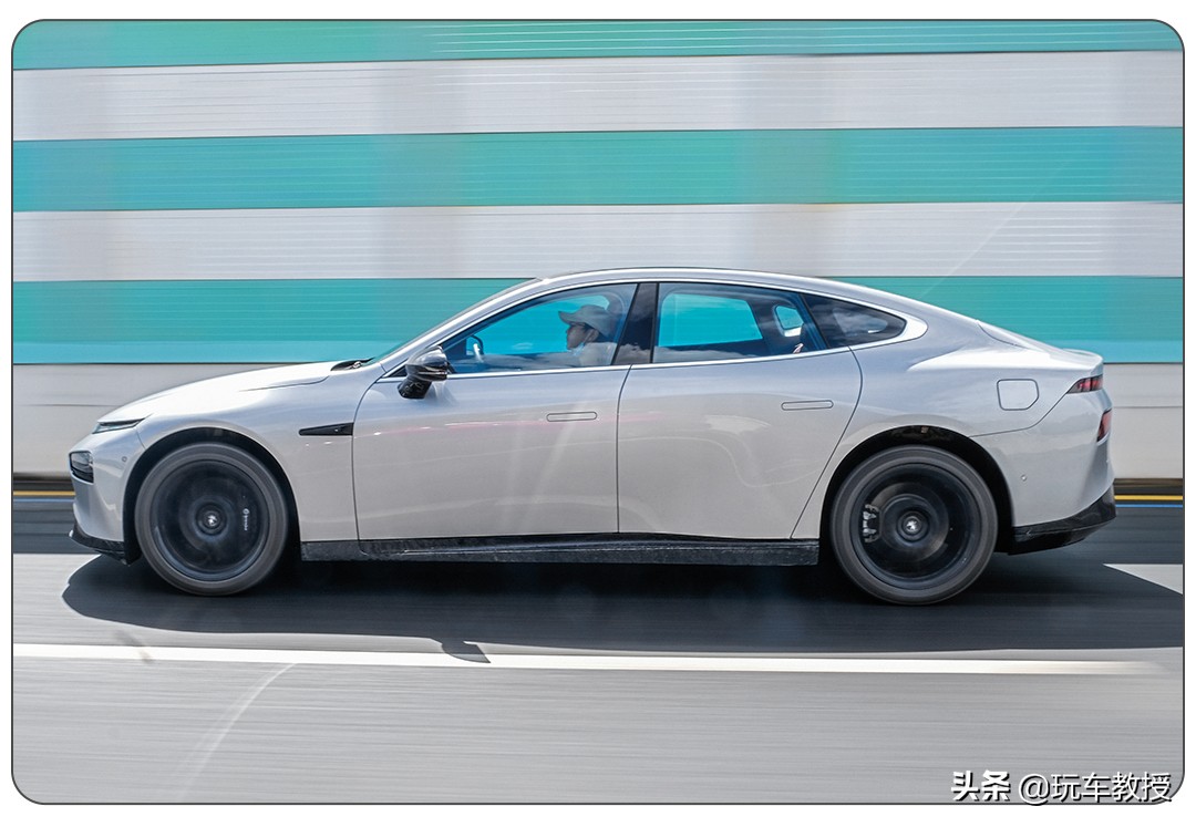 1万公里的小鹏p7能卖多少,20万公里的小鹏p7能卖多少