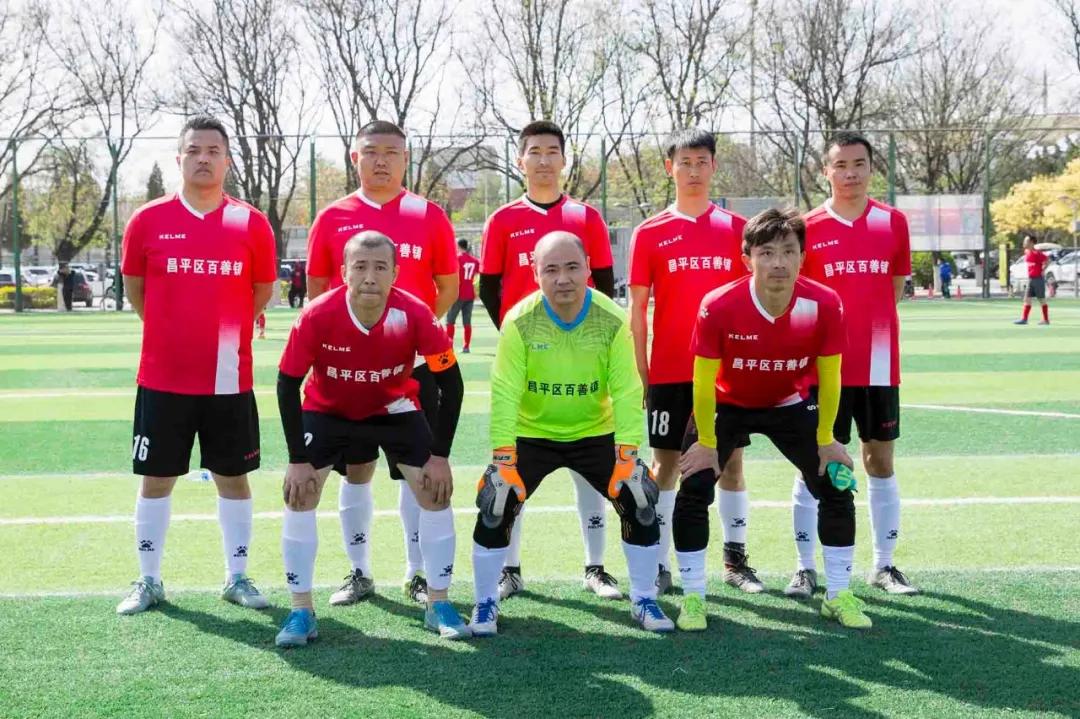 草根球员故事,足球老将的故事简介