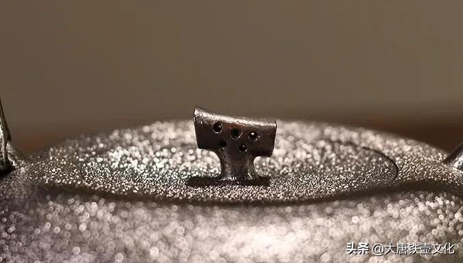 国产铁壶和日本铁壶区别,日本铁壶好还是中国铁壶好