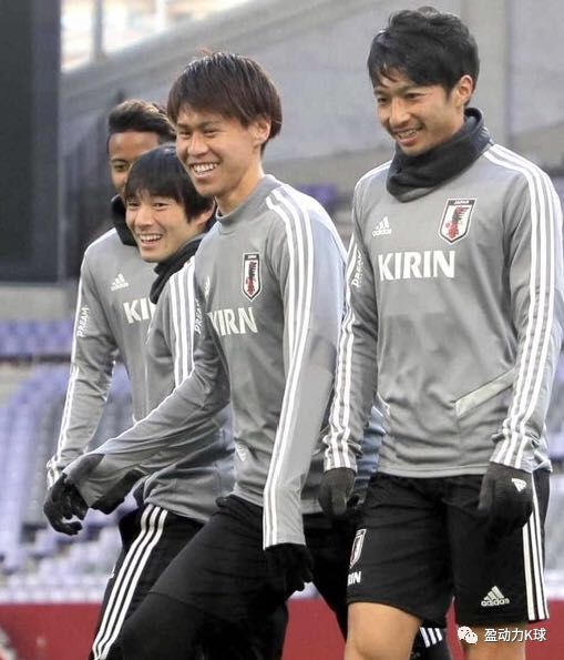 3月25日J联赛快讯:久保健英梅开二度吉田麻也成为保级核心