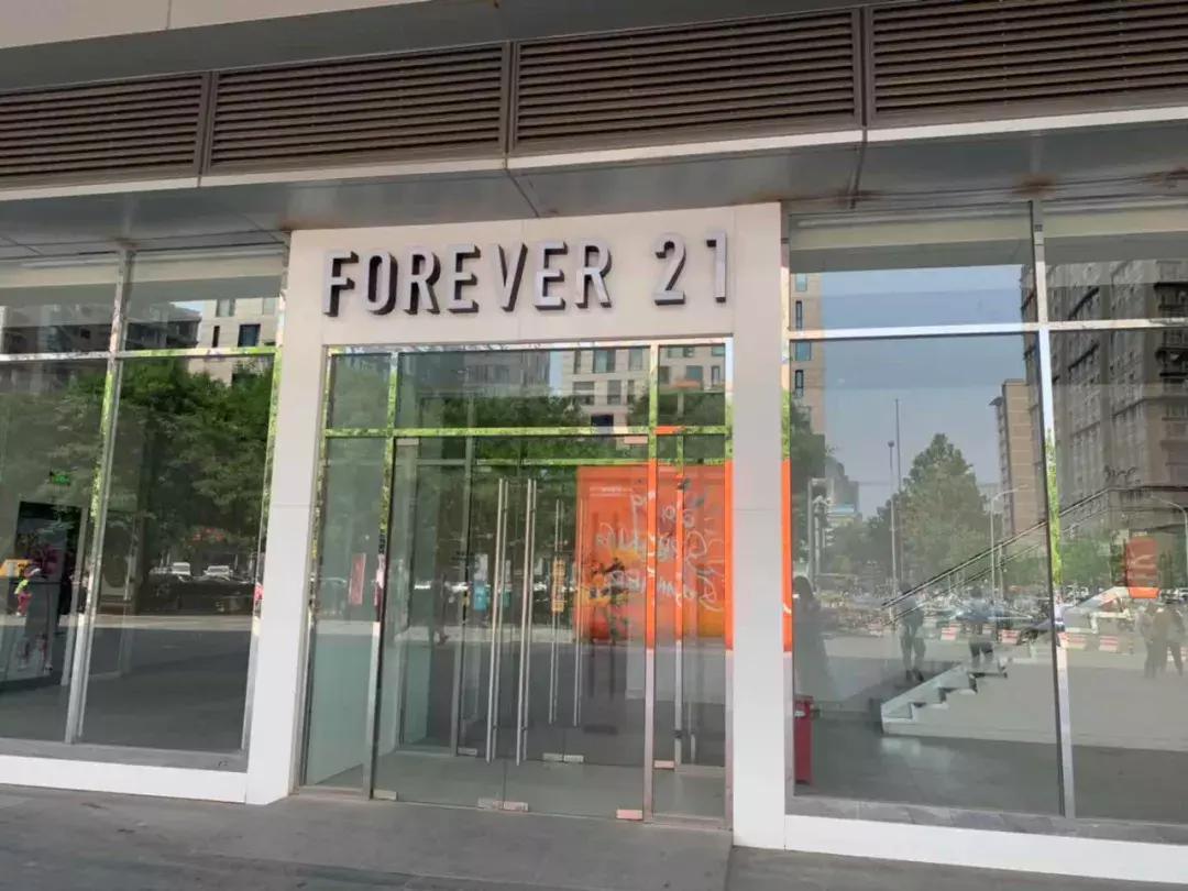 优衣库kaws联名为什么被疯抢,优衣库kaws联名款质量如何