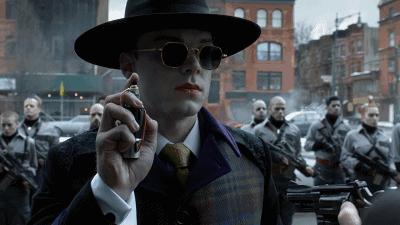 哥谭看完后应该接着看什么,哥谭1-5季一口气看完