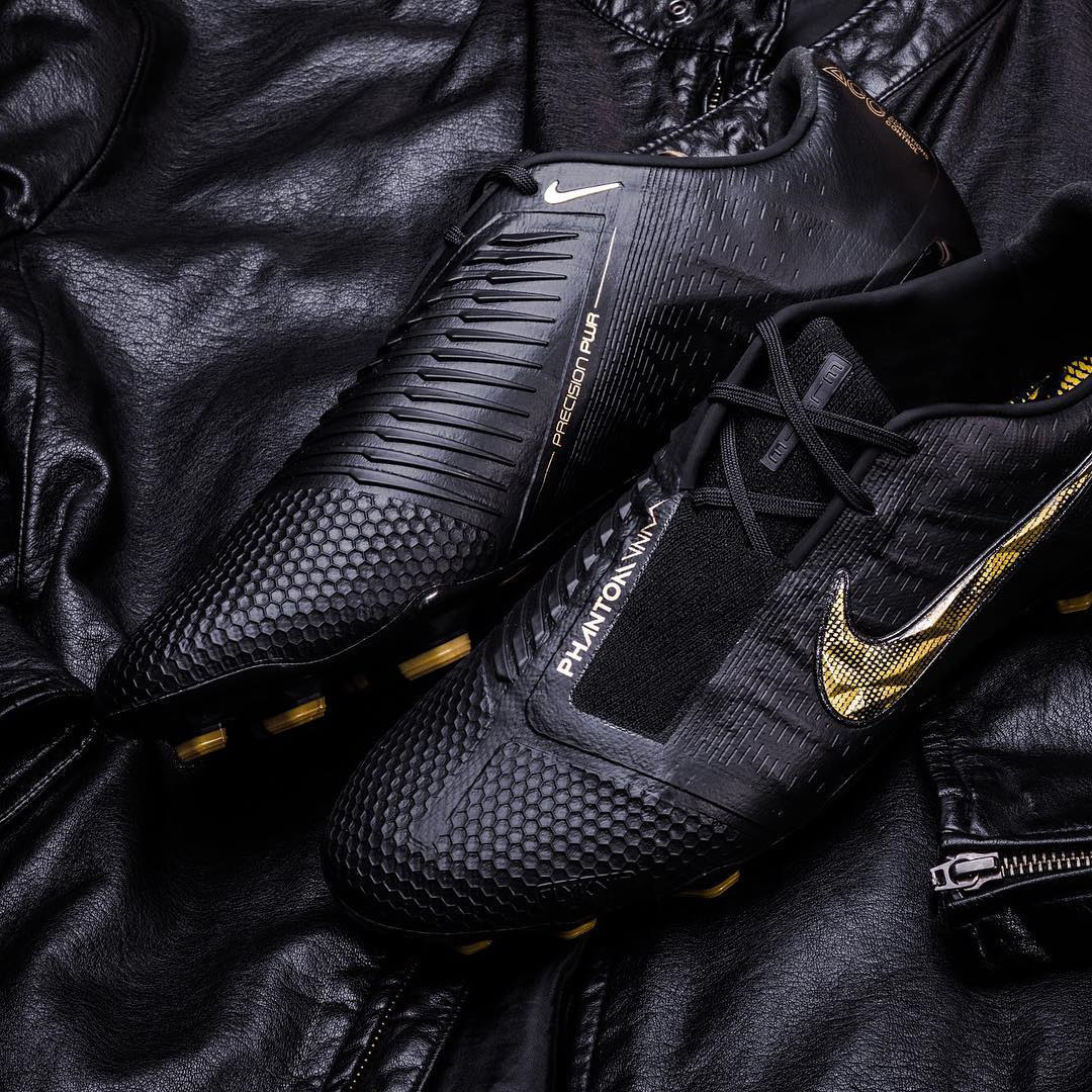 2020年enjoyz足球鞋评测,enjoyz耐克tf足球鞋