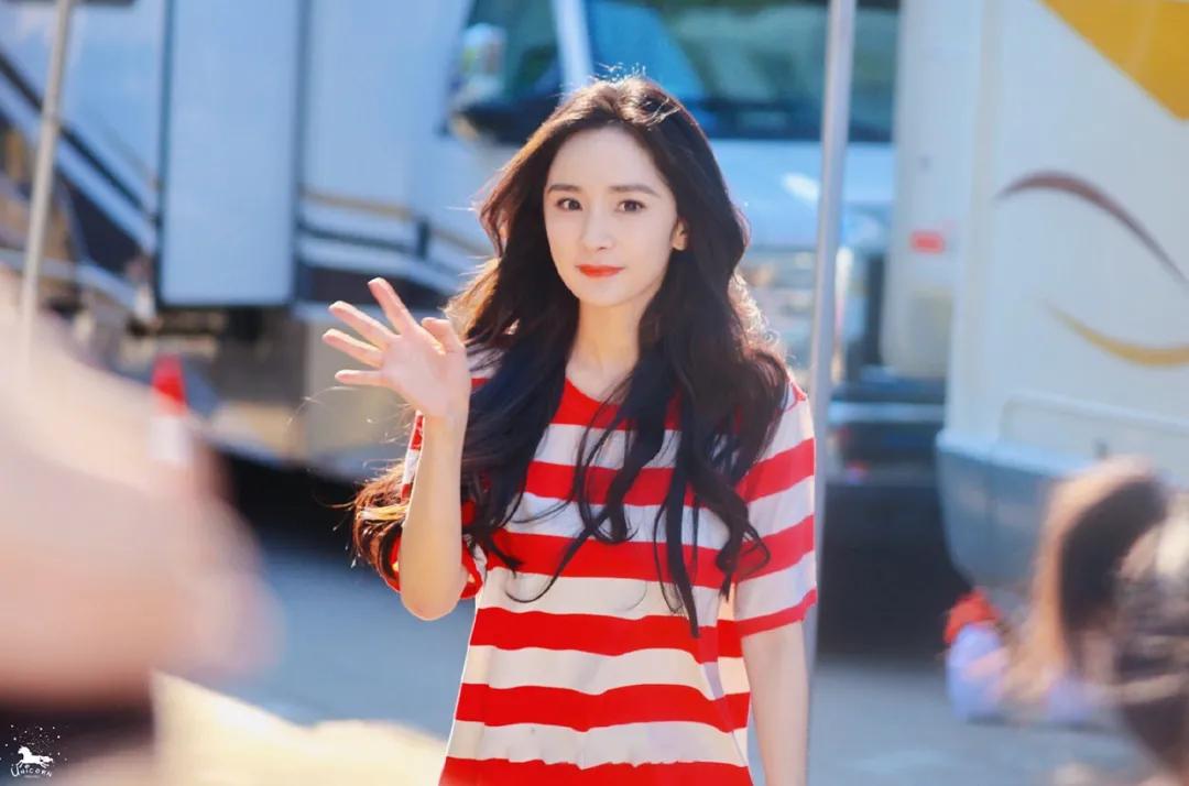 杨幂对自己诚实,杨幂今年上了几次热搜