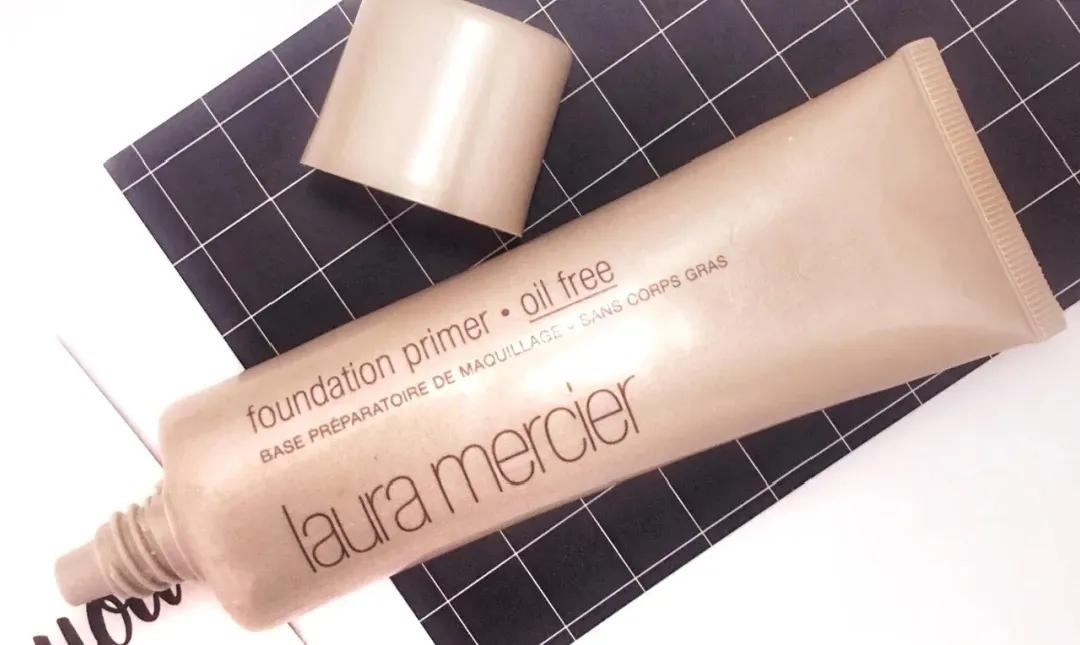 别换粉底了，卡粉真不是它的问题