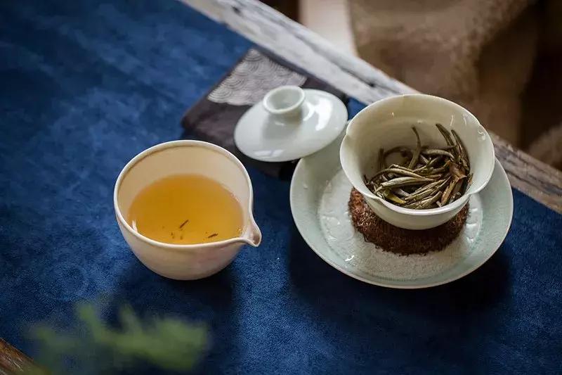 景谷烘青老茶,景谷有机白茶