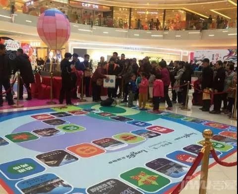 万达广场跨年气球雨,高新万达跨年