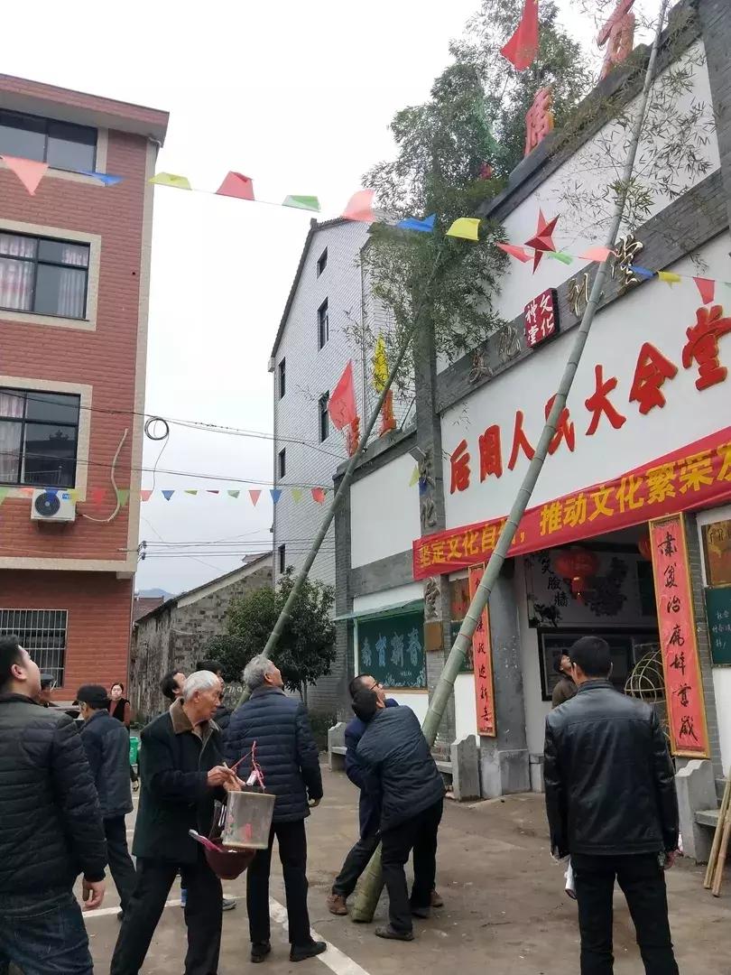 龙灯什么时候开始玩的,今年的龙灯为什么这么多