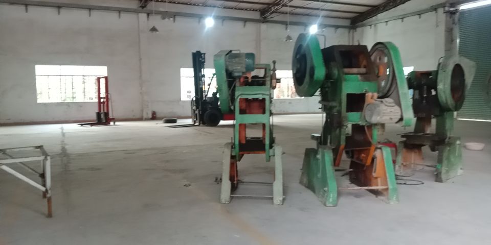 专业做桥架的工人,桥架厂普工是干啥子的