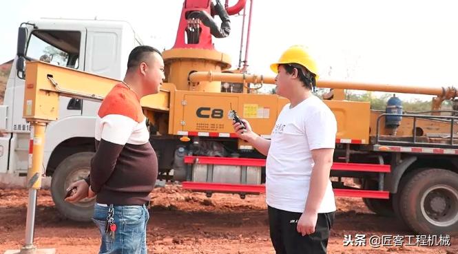 混凝土泵车神器,三一小型泵车15米农村专用