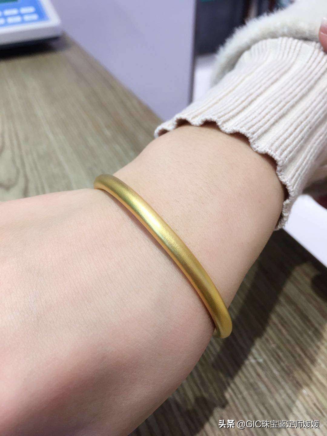 黄金首饰流行款,黄金首饰要怎么打造才显得更时尚