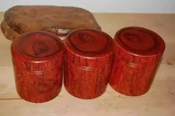 什么样的小叶紫檀小件值得收藏,顶级文玩小叶紫檀图片欣赏