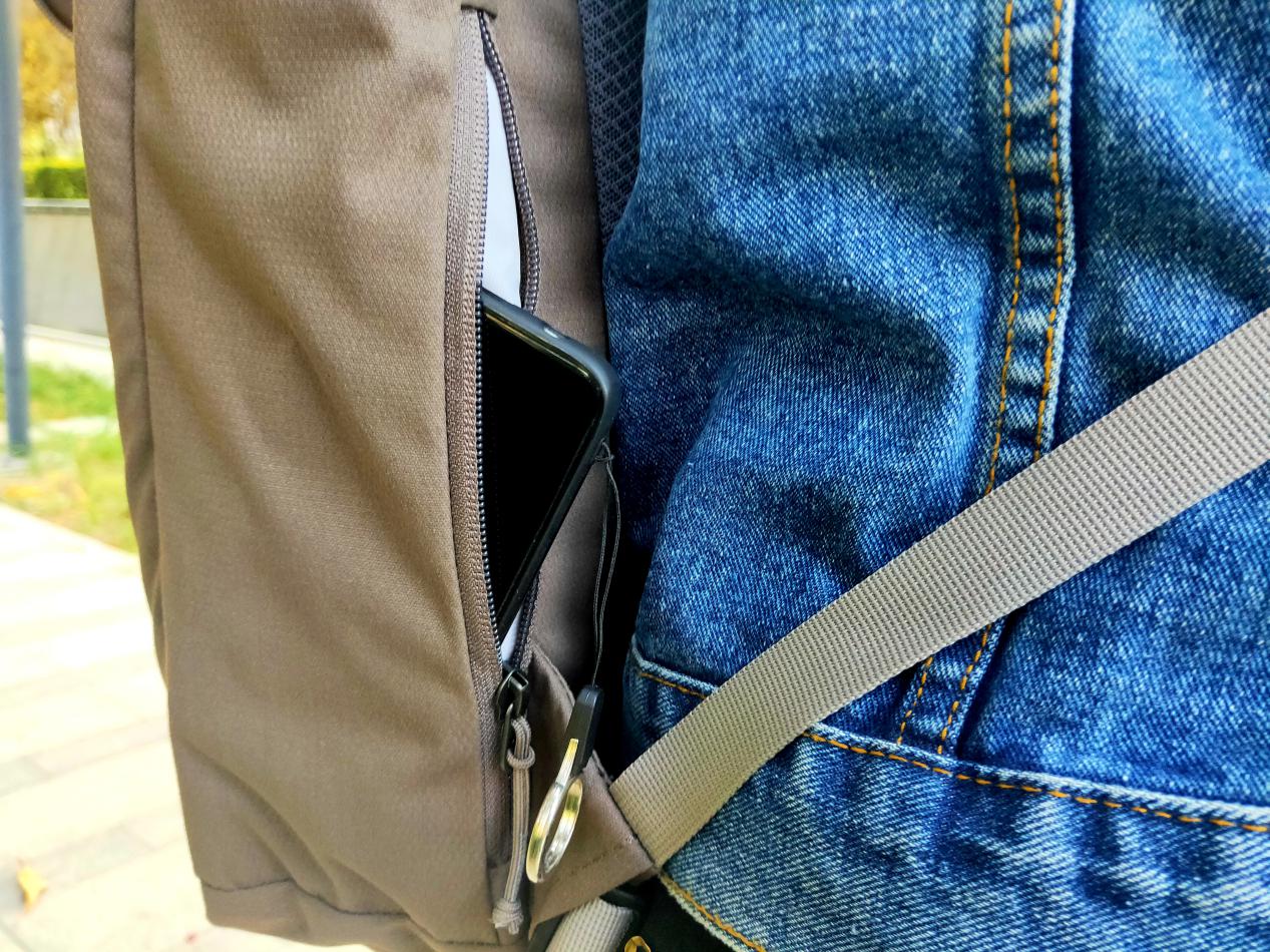 多特deuter商务双肩包,deuter多特通勤包