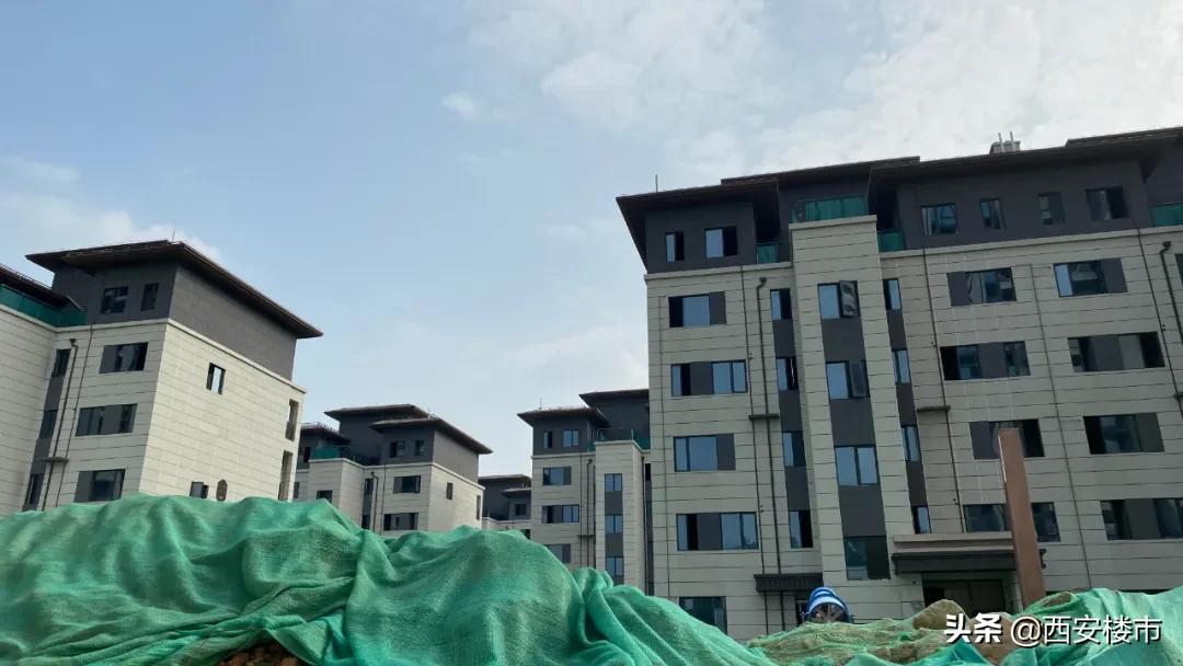 2万/㎡的香湖湾1号，建设进度和周边究竟如何？