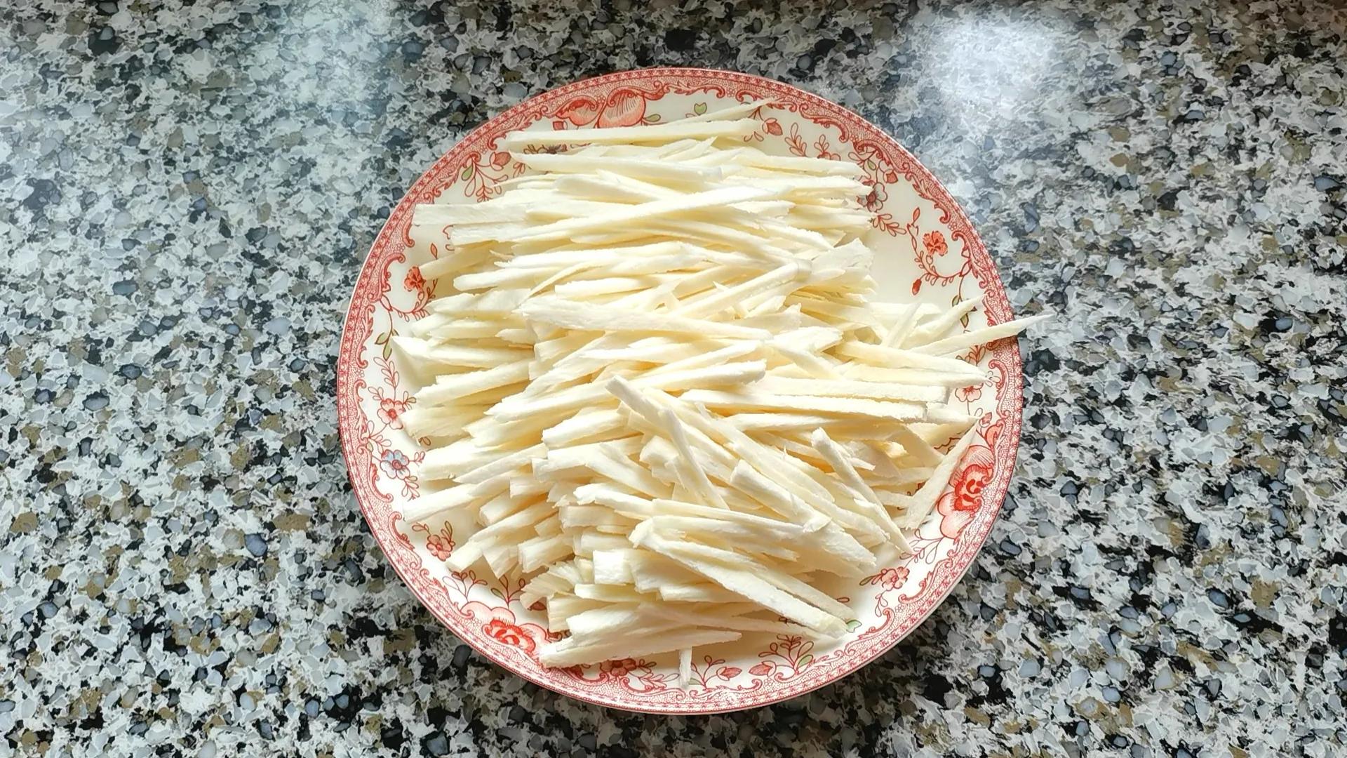 茭白鸡蛋青椒可以一起炒吗,茭白怎么吃好吃又简单