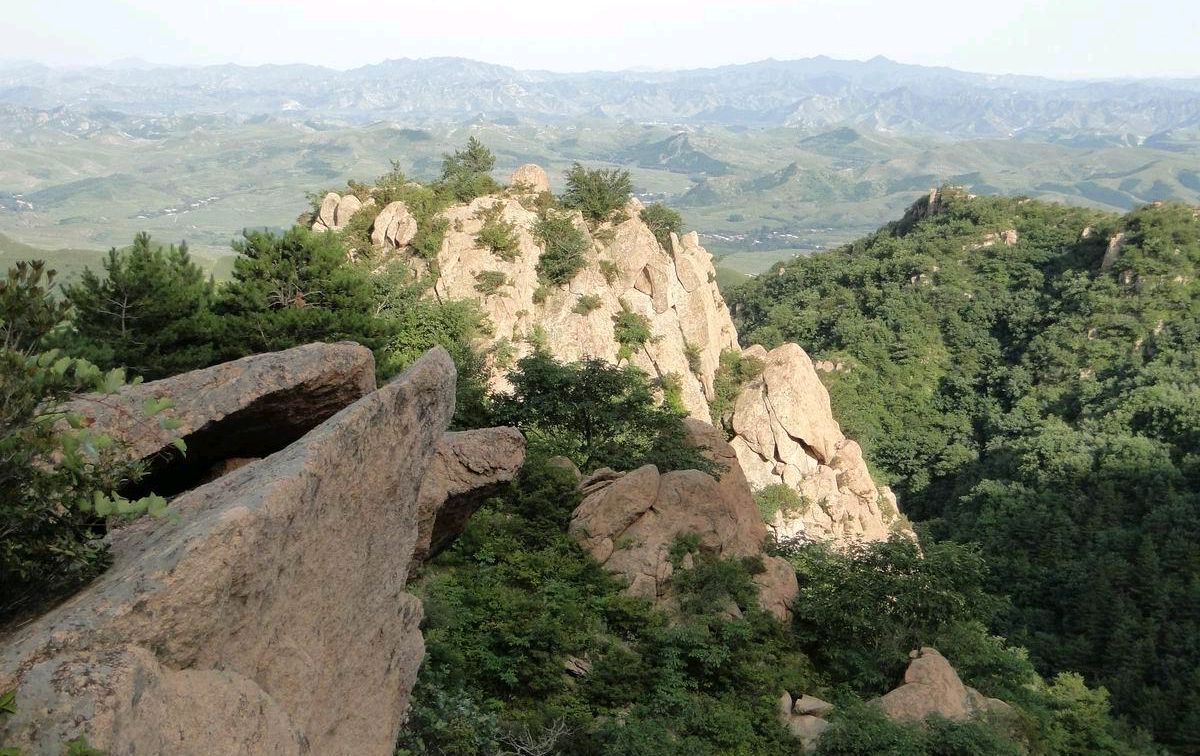 辽西大山深处的一座废弃的军工厂,辽宁省辉煌的军工城