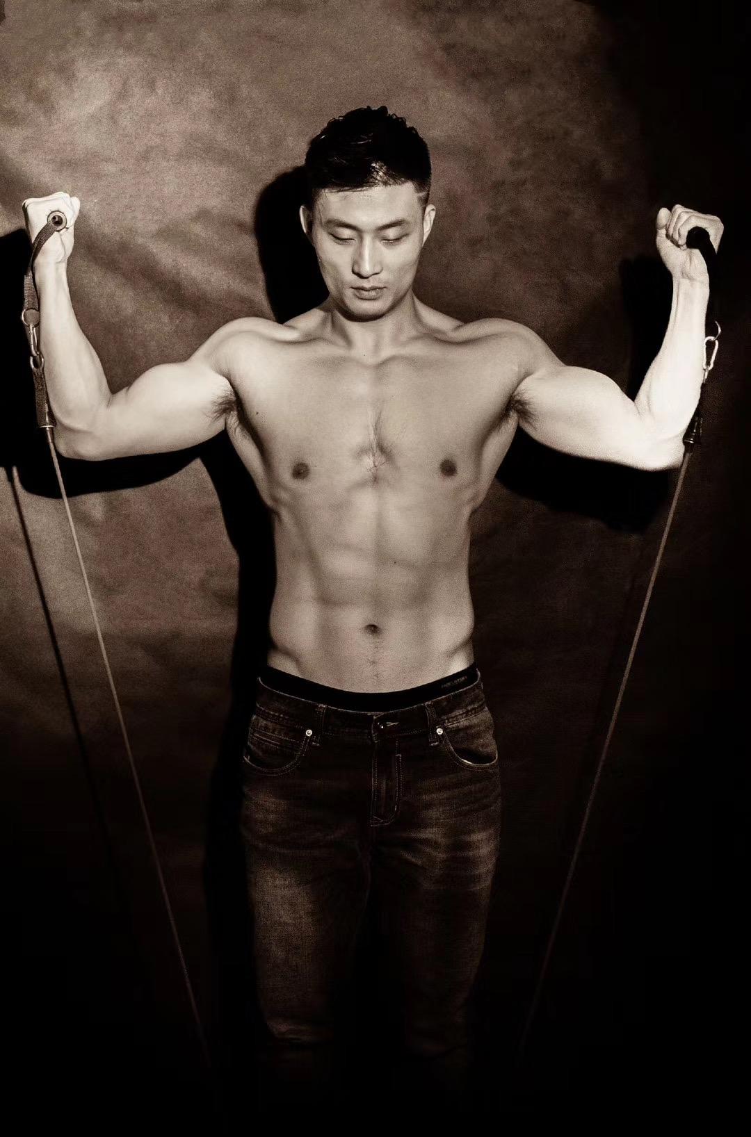 别人在减肥而我却在增肥怎么说,别人都在减肥我却在增肥的说说