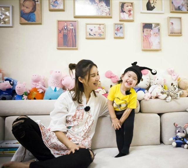 林志颖晒出Kim用的面霜，屈臣氏“销量之王”，比青蛙王子还好用