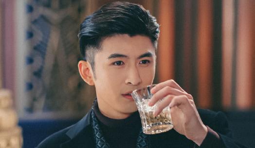 张云龙这十年,最帅面孔张云龙