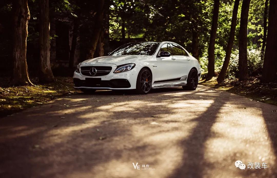 奔驰c63s四门声浪,奔驰c63暗夜特别版四门高燃视频