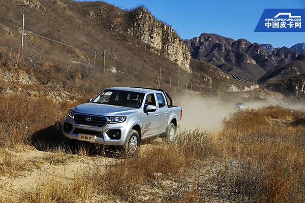 长城皮卡风骏7和风骏5的区别,新宝典皮卡和风骏7四驱哪个好
