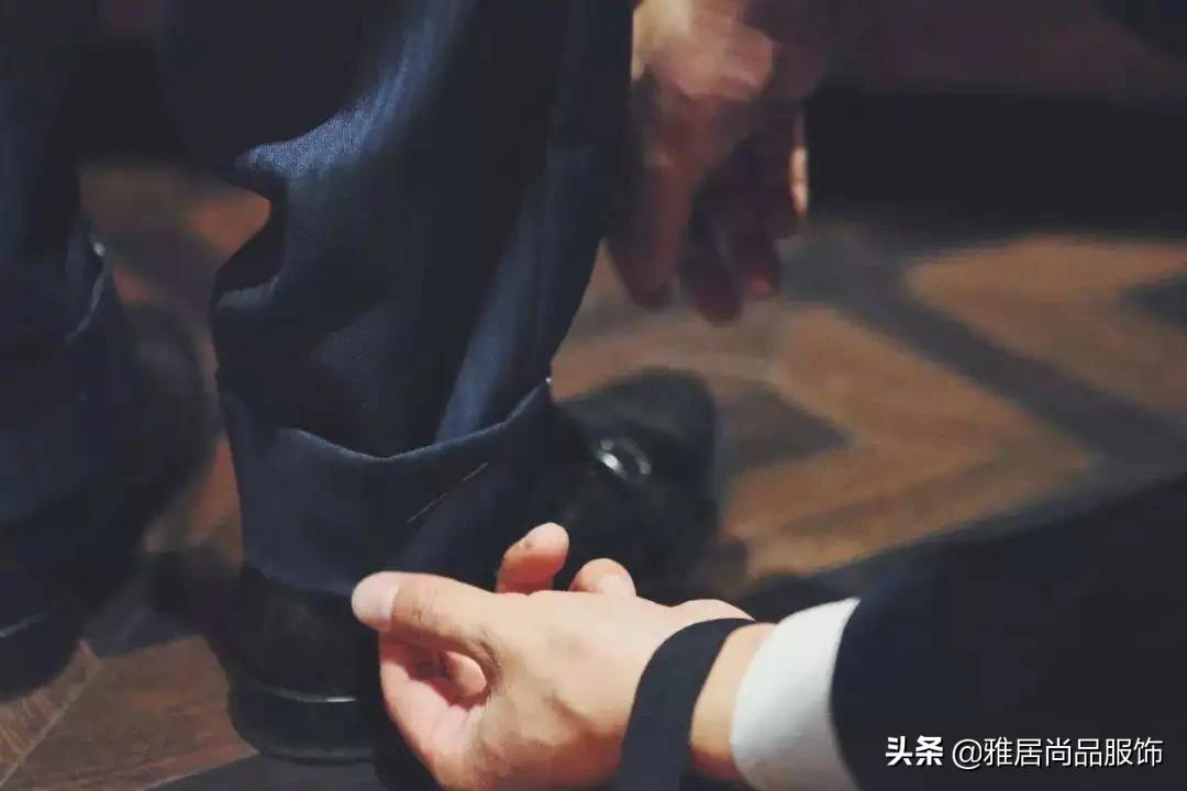 灰色西服,最毁西装的三大原因