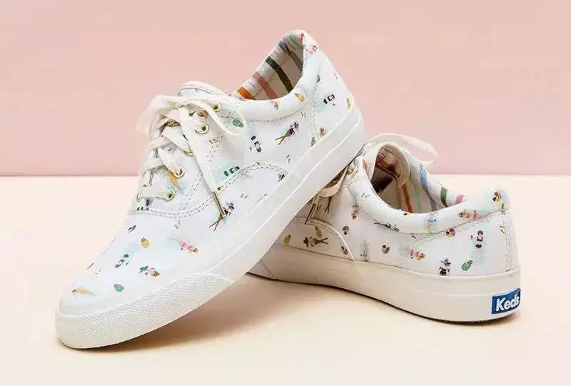 帆布鞋并不是人人都适合,匡威的帆布鞋和普通帆布鞋的区别