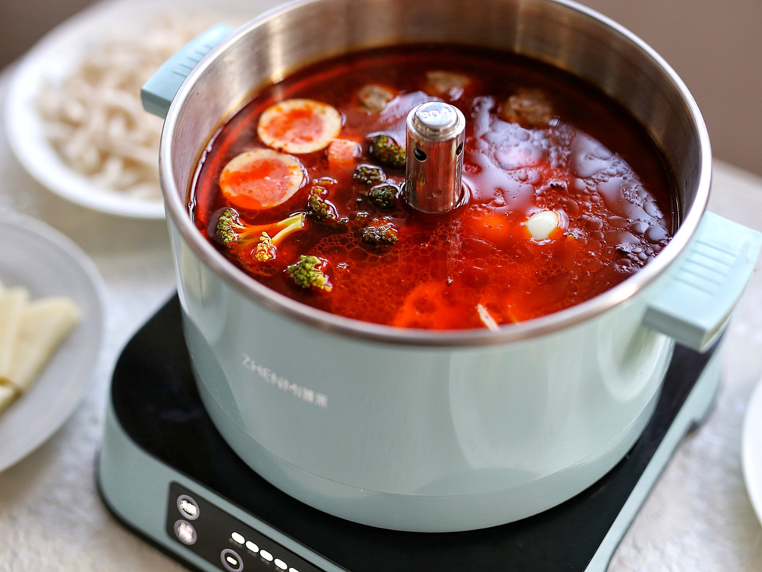 麻辣火锅底料应该怎么制作,制作麻辣火锅底料的方法窍门