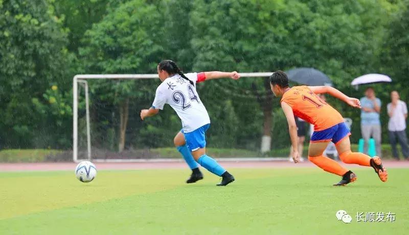 铿锵玫瑰精彩绽放自贡女足获亚军,铿锵玫瑰中国女足夺冠精彩视频