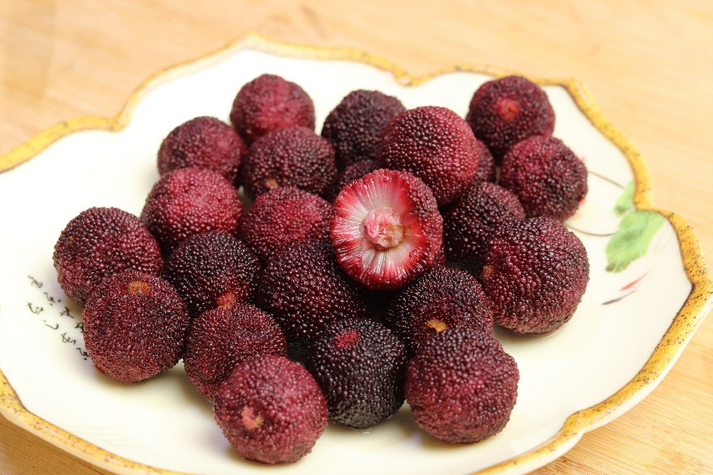 杨梅如何洗出小虫子,如何洗杨梅不会吃到虫子