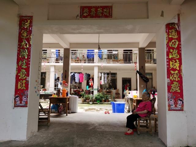 带妈妈去青城山避暑,陪父母游四川青城山