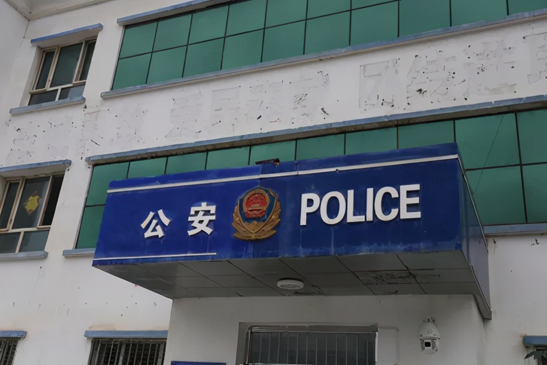 反恐武警抓暴恐分子,新疆公安特警发声亮剑
