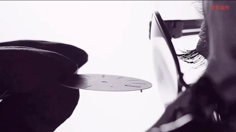 全球最薄万年历：BVLGARIOctoFinissimo万年历腕表