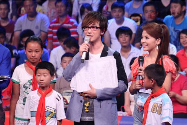 孟美岐小刚周传雄,孟美岐说周传雄模仿小刚