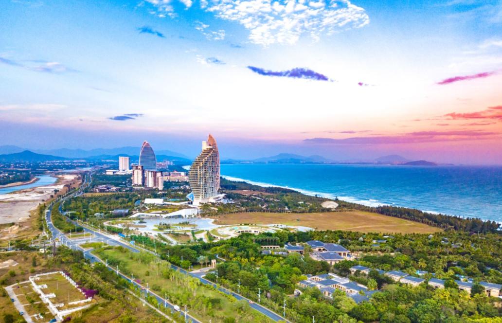 中国第一家七星级酒店有哪些,中国100亿建的七星级酒店