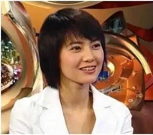 嘴凸的女生其实也很好看,凸嘴女生怎么微笑好看