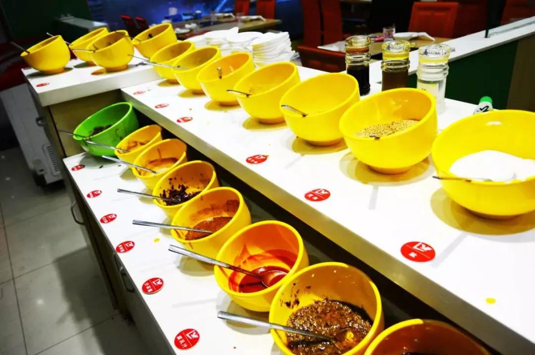 如何经营一家成功的小吃店,怎样才能经营好一家餐饮