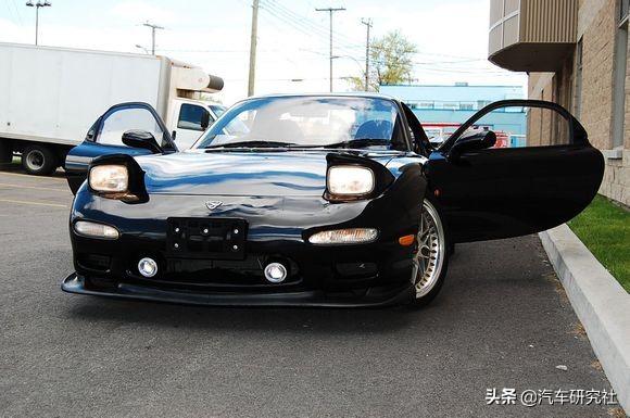 ae86的卡罗拉为什么是后驱,头文字d原车重现这才是真正的ae86