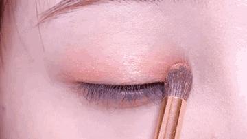 手残党单眼皮适合的眼影教程,原来手残党画眼影也没那么难