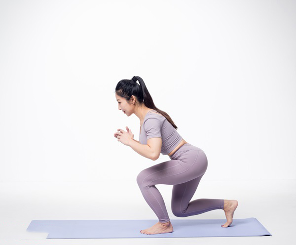 产后瘦小腹瑜伽动作,拯救产后松垮小腹瑜伽