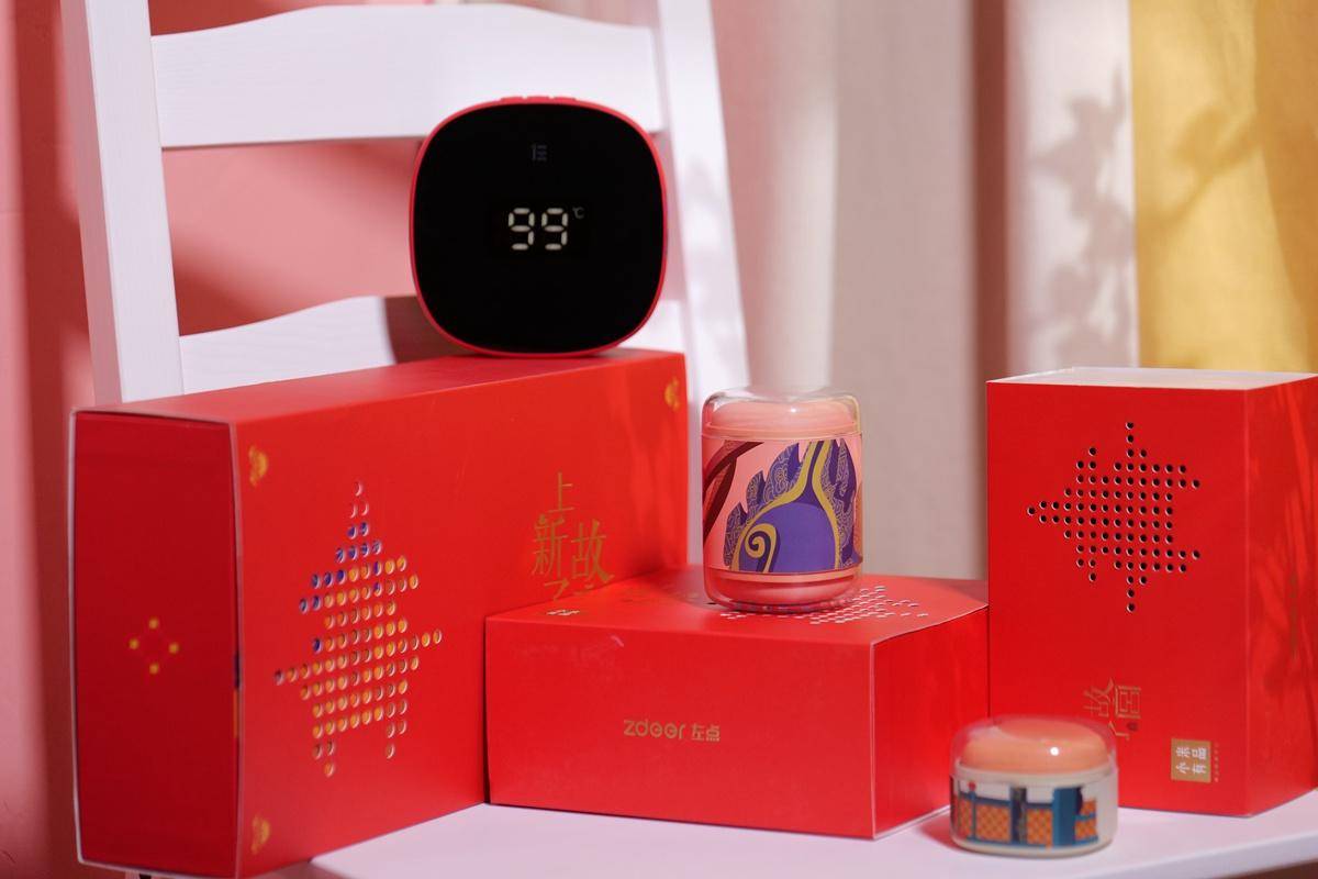 故宫左点小艾智能艾灸礼盒：融入热潮文化，随行理疗远离亚健康