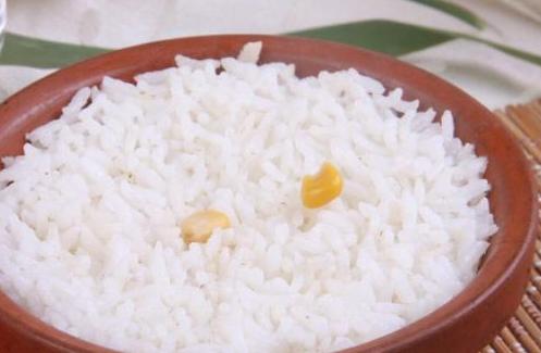 米饭不熟应该怎么弄熟,米饭煮太熟了怎么处理
