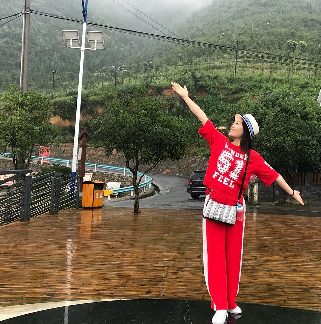 草帽姐最新打扮,草帽姐穿搭